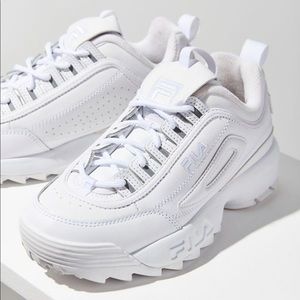 fila disruptor sneaked all white